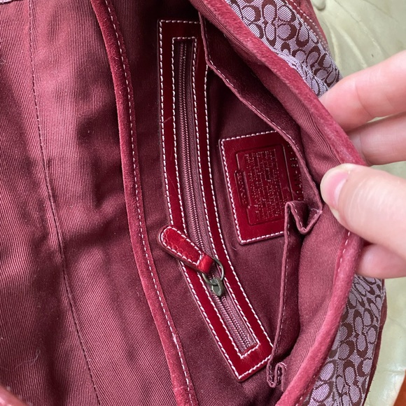 Vintage Coach Soho Signature Shoulder Bag Burgundy Jacquard Suede 6818 - Picture 14 of 15
